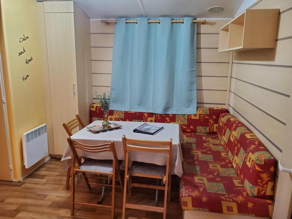 Charmant Mobil Home 6 Personnes Avec Clim Reversible Boofzheim 外观 照片